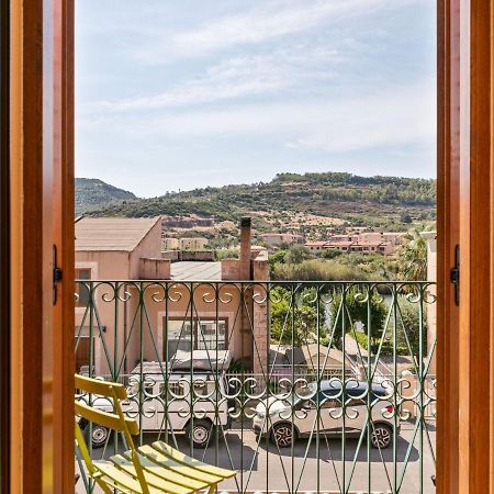 Belvilla By Oyo Casa Santa Giusta Bosa Zewnętrze zdjęcie